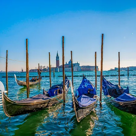 In 33368 Apartment *